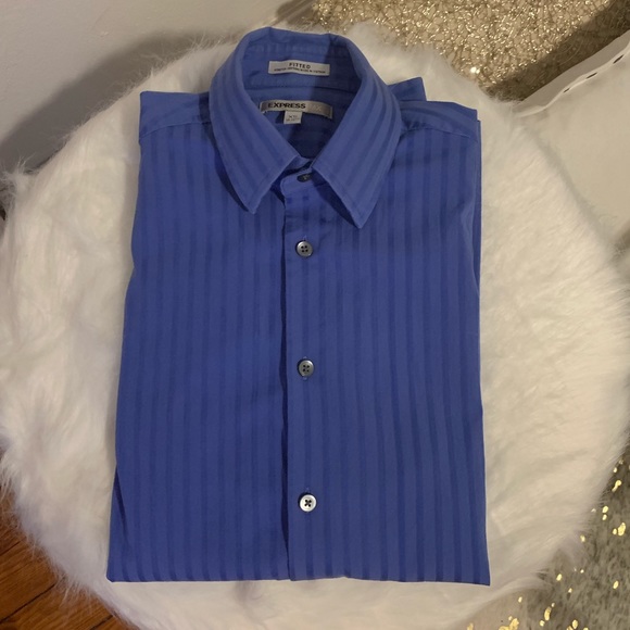 DONATED: Men’s Blue Dress Shirt - Picture 3 of 4